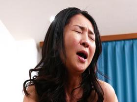 厳選！微乳スレンダー美熟女BEST15人　サンプル画像17